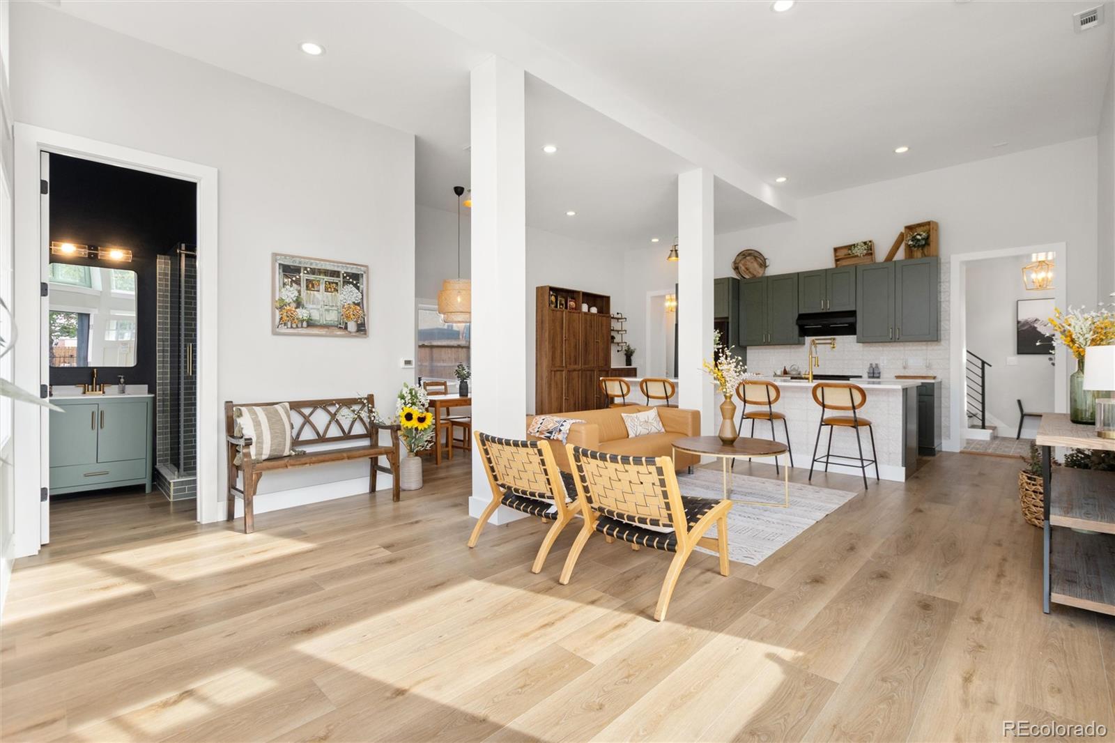 MLS Image #3 for 95 w byers place,denver, Colorado