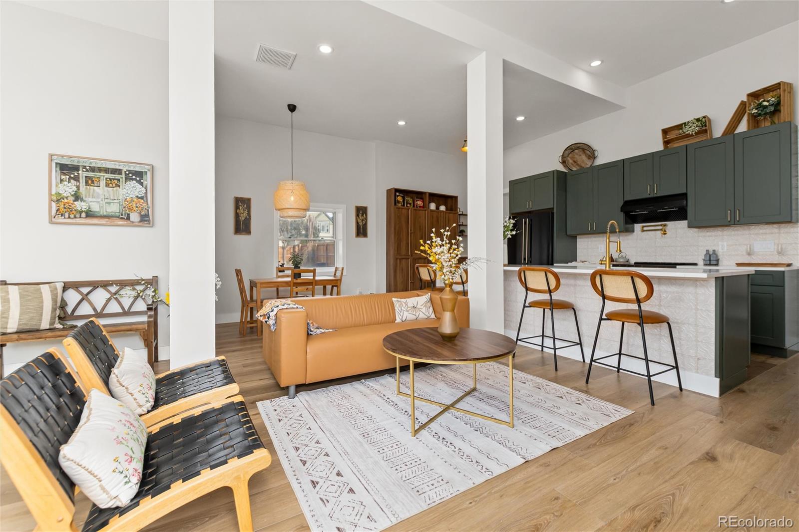MLS Image #4 for 95 w byers place,denver, Colorado