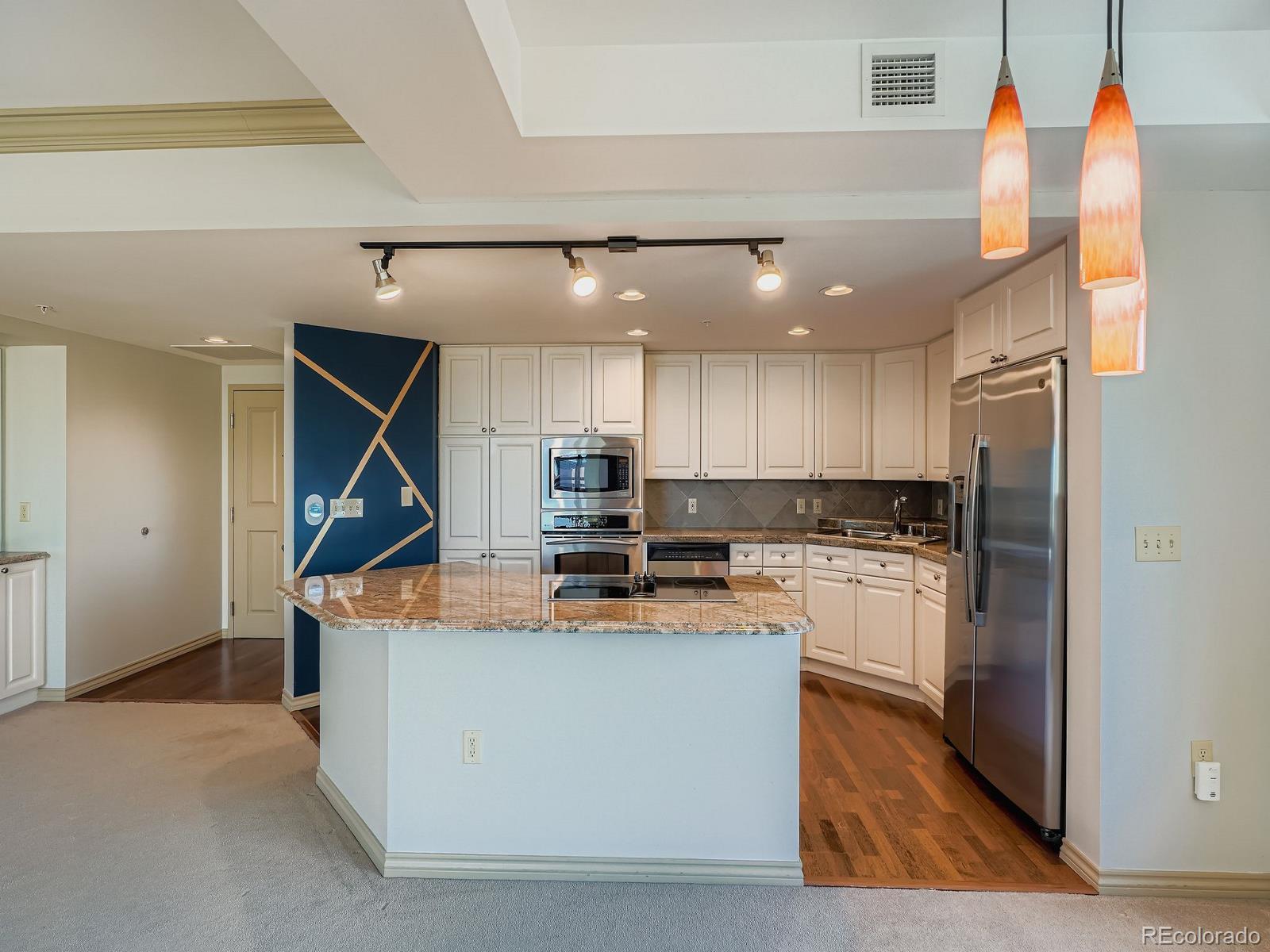 MLS Image #17 for 8100 e union avenue 910,denver, Colorado