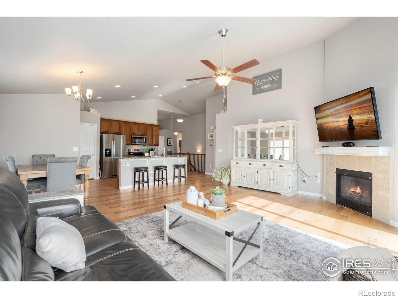 MLS Image #7 for 1881  castle hill drive,windsor, Colorado