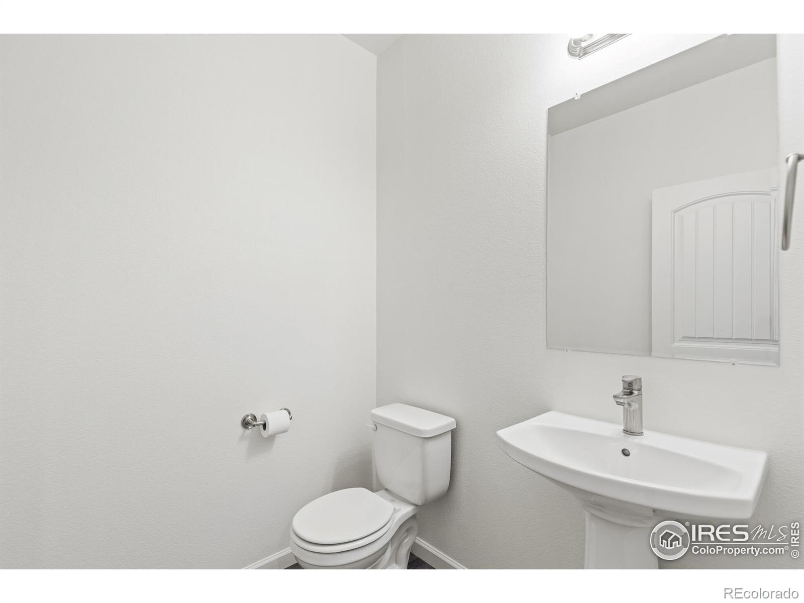 MLS Image #8 for 4355  24 st rd,greeley, Colorado