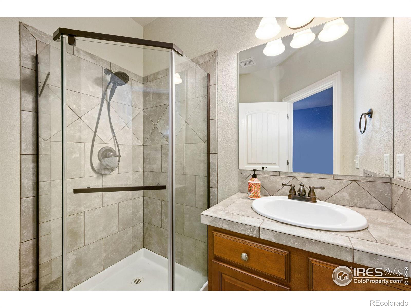 MLS Image #27 for 1999  bayfront drive,windsor, Colorado