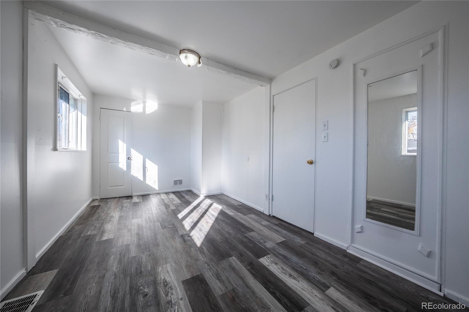 MLS Image #14 for 3675 s hazel court,englewood, Colorado
