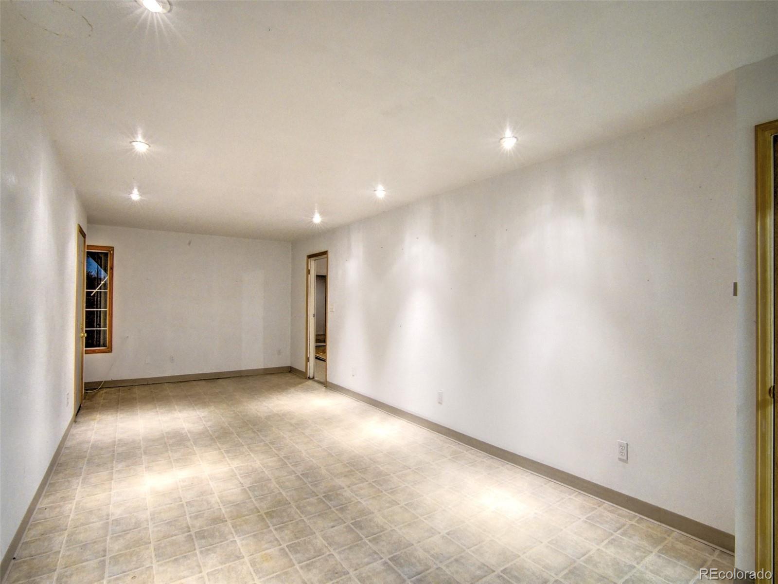 MLS Image #26 for 315 e 6th street,julesburg, Colorado