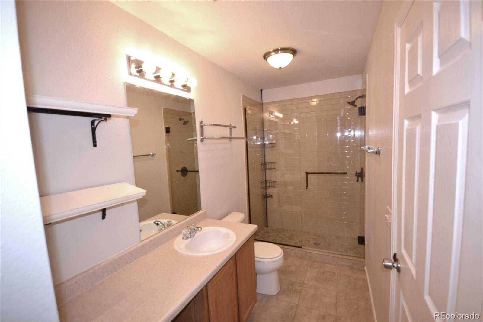 MLS Image #12 for 19683 e 55th place,denver, Colorado