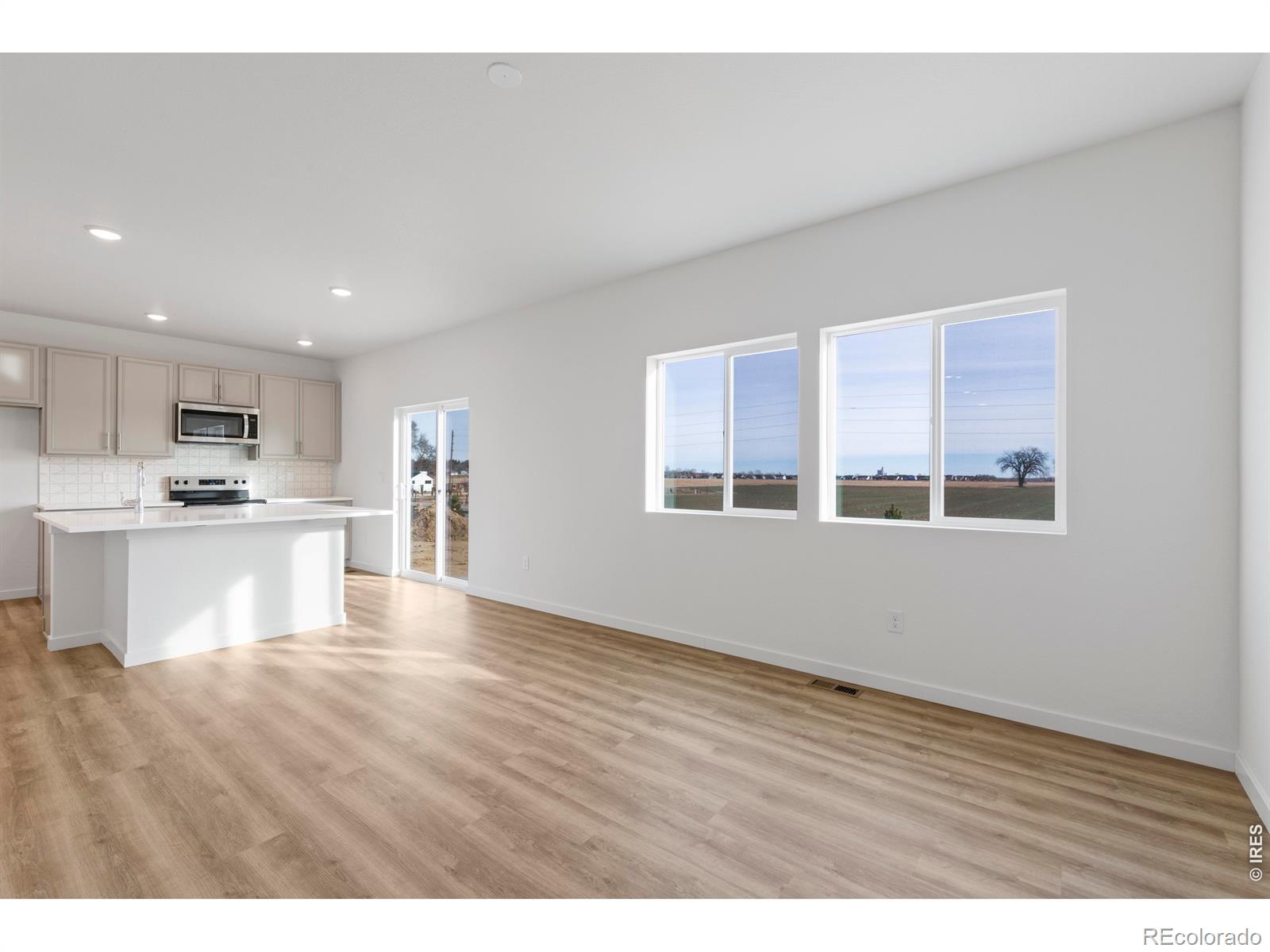MLS Image #6 for 677  muturu road,johnstown, Colorado