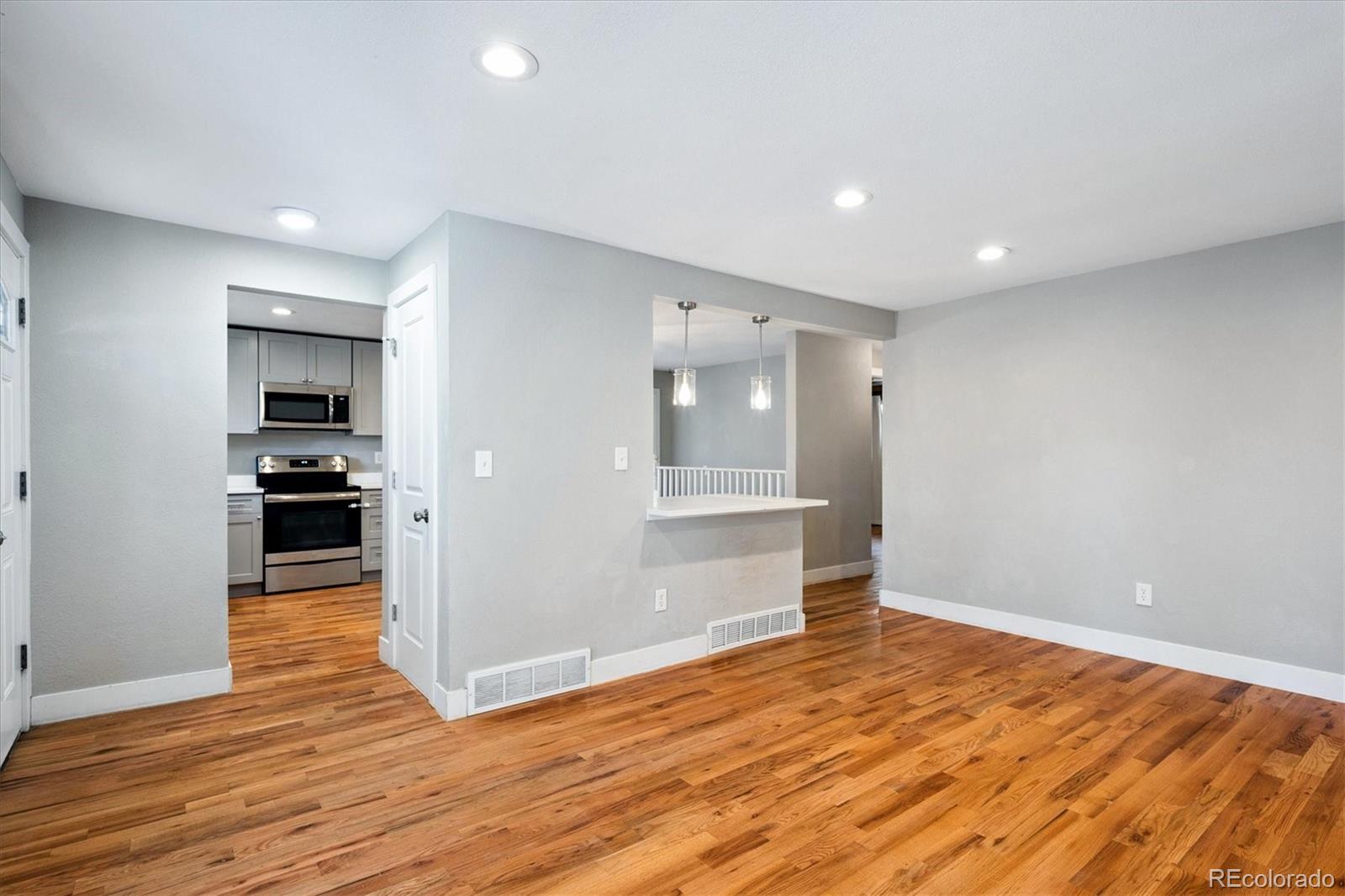 MLS Image #5 for 4544 s routt street,littleton, Colorado