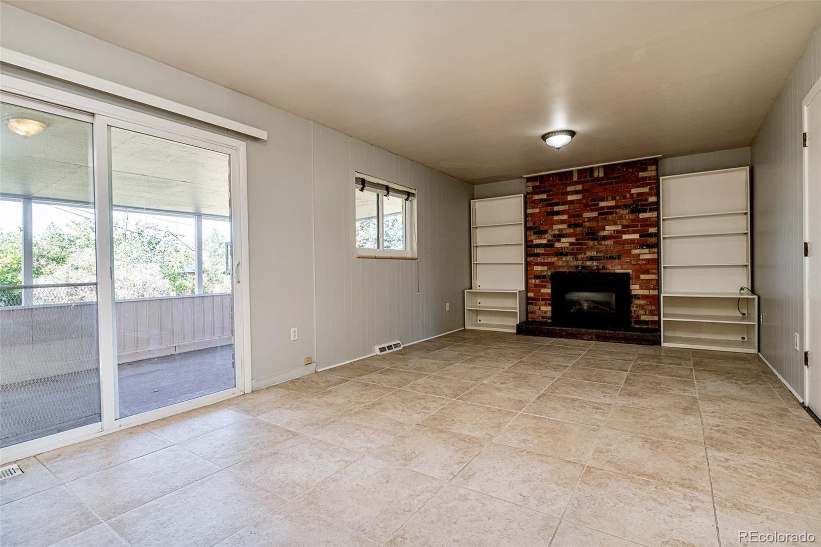 MLS Image #14 for 13105 e 5th avenue,aurora, Colorado