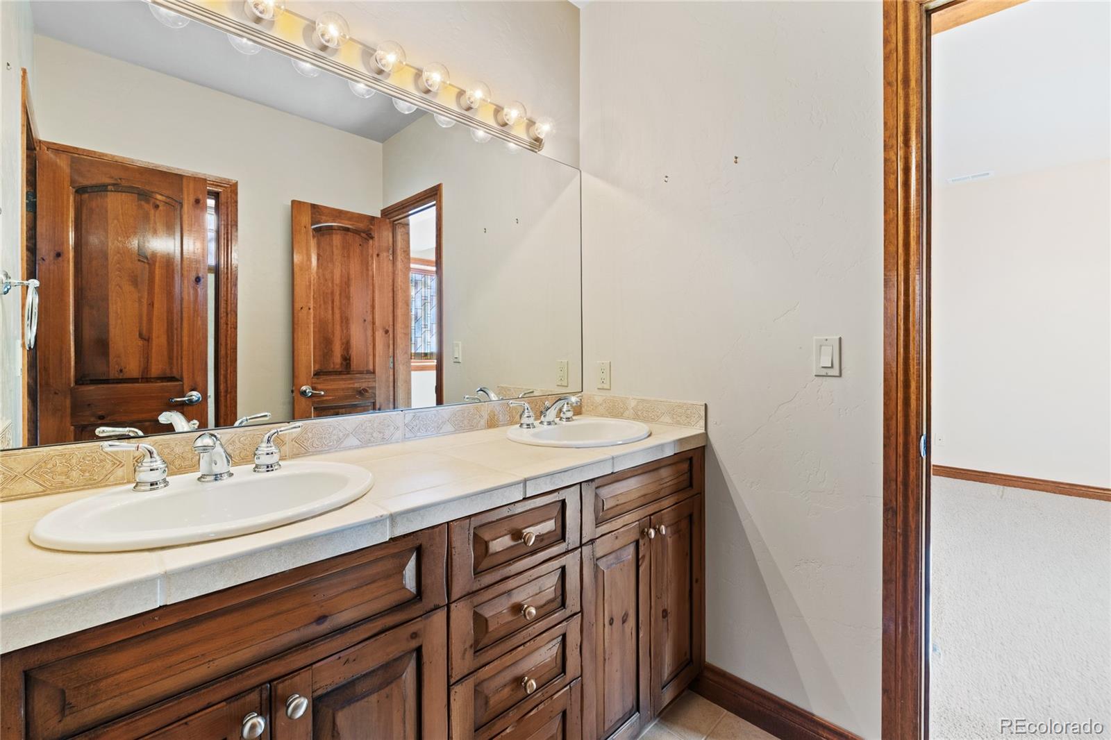 MLS Image #34 for 270  black bear drive,gypsum, Colorado