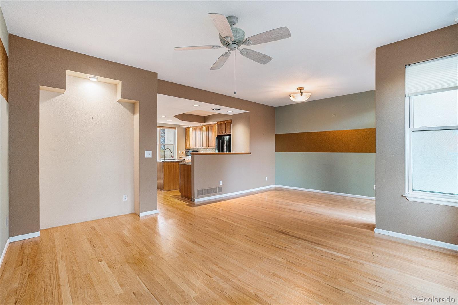 MLS Image #5 for 1613 w canal court ,littleton, Colorado