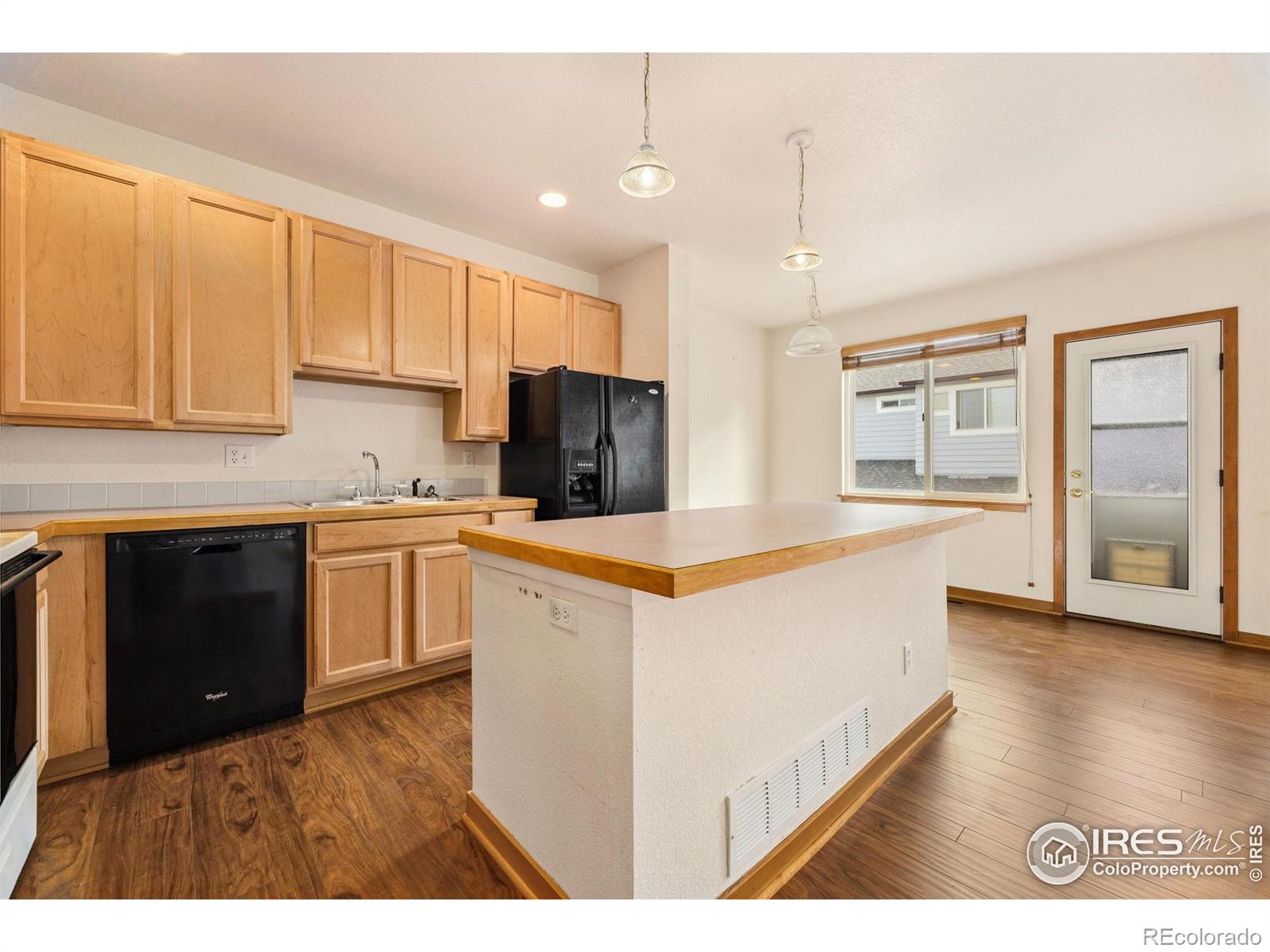MLS Image #17 for 3686  oakwood drive,longmont, Colorado