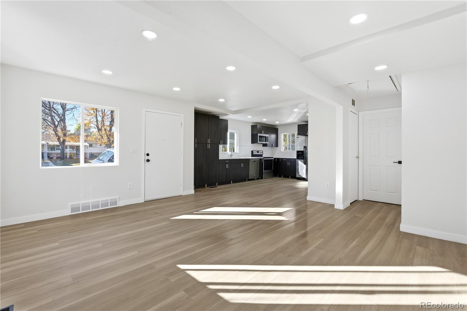MLS Image #4 for 1550 s xavier street,denver, Colorado