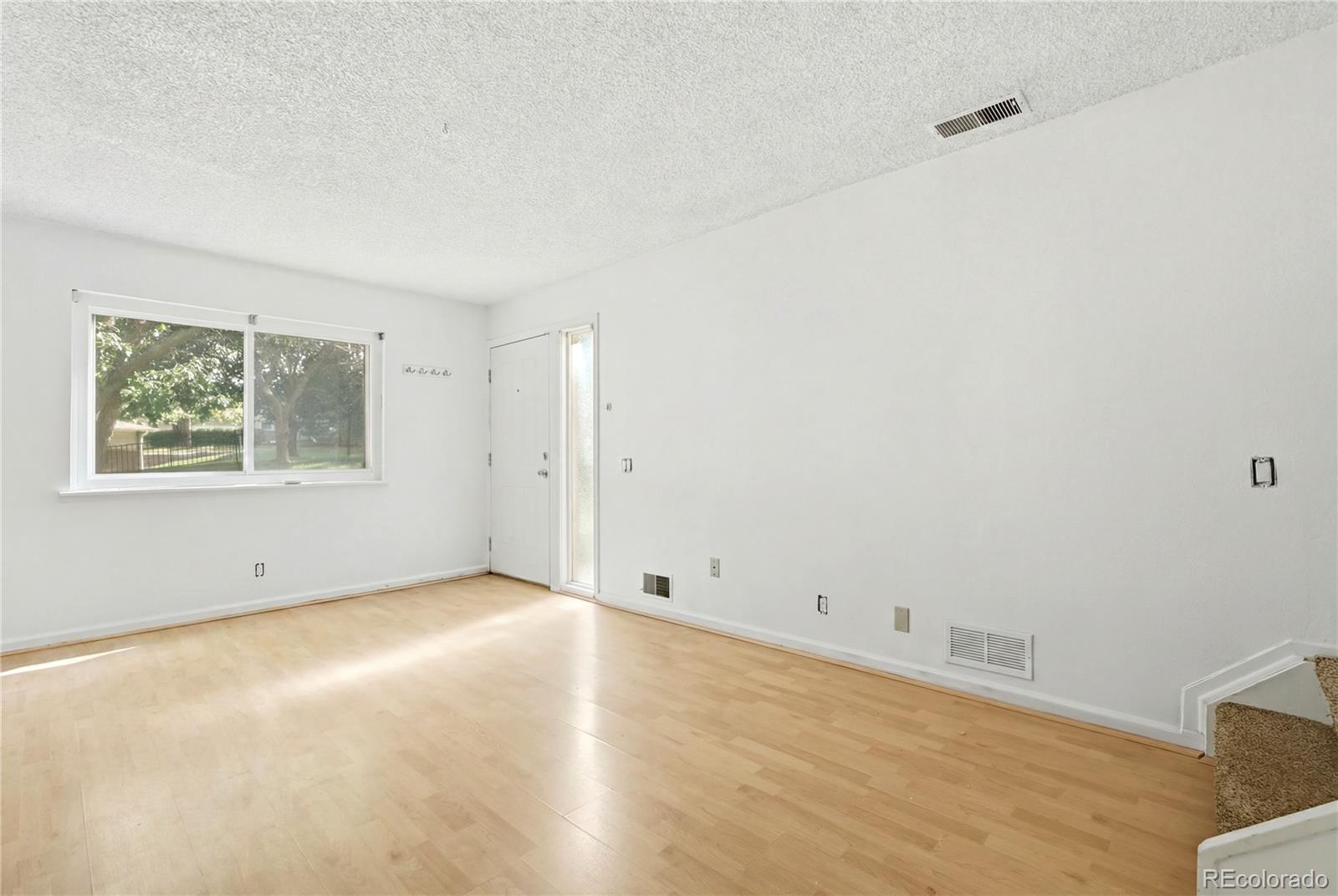 MLS Image #3 for 9105 e lehigh avenue 74,denver, Colorado