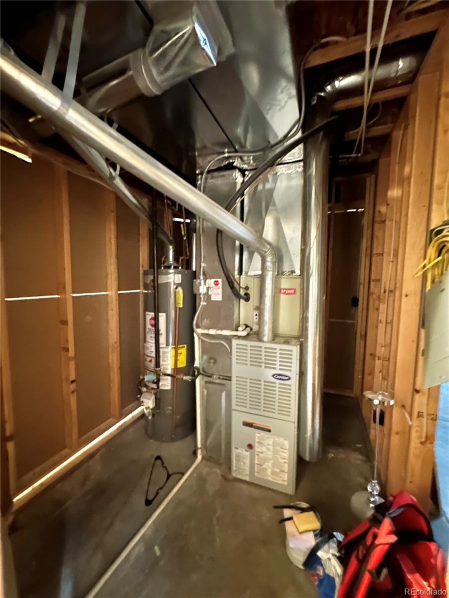 MLS Image #19 for 20962 e 40th place,denver, Colorado