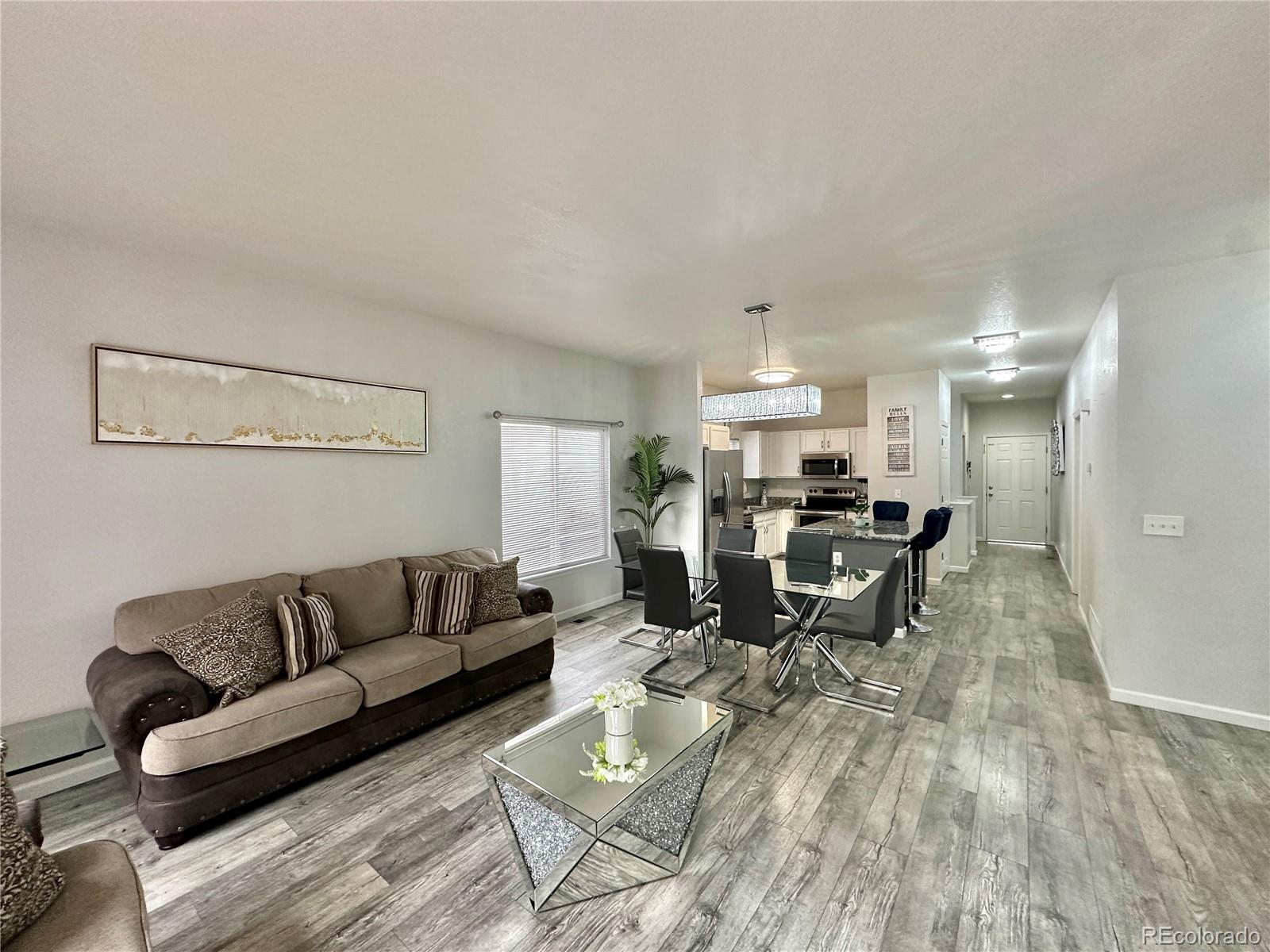 MLS Image #6 for 20962 e 40th place,denver, Colorado