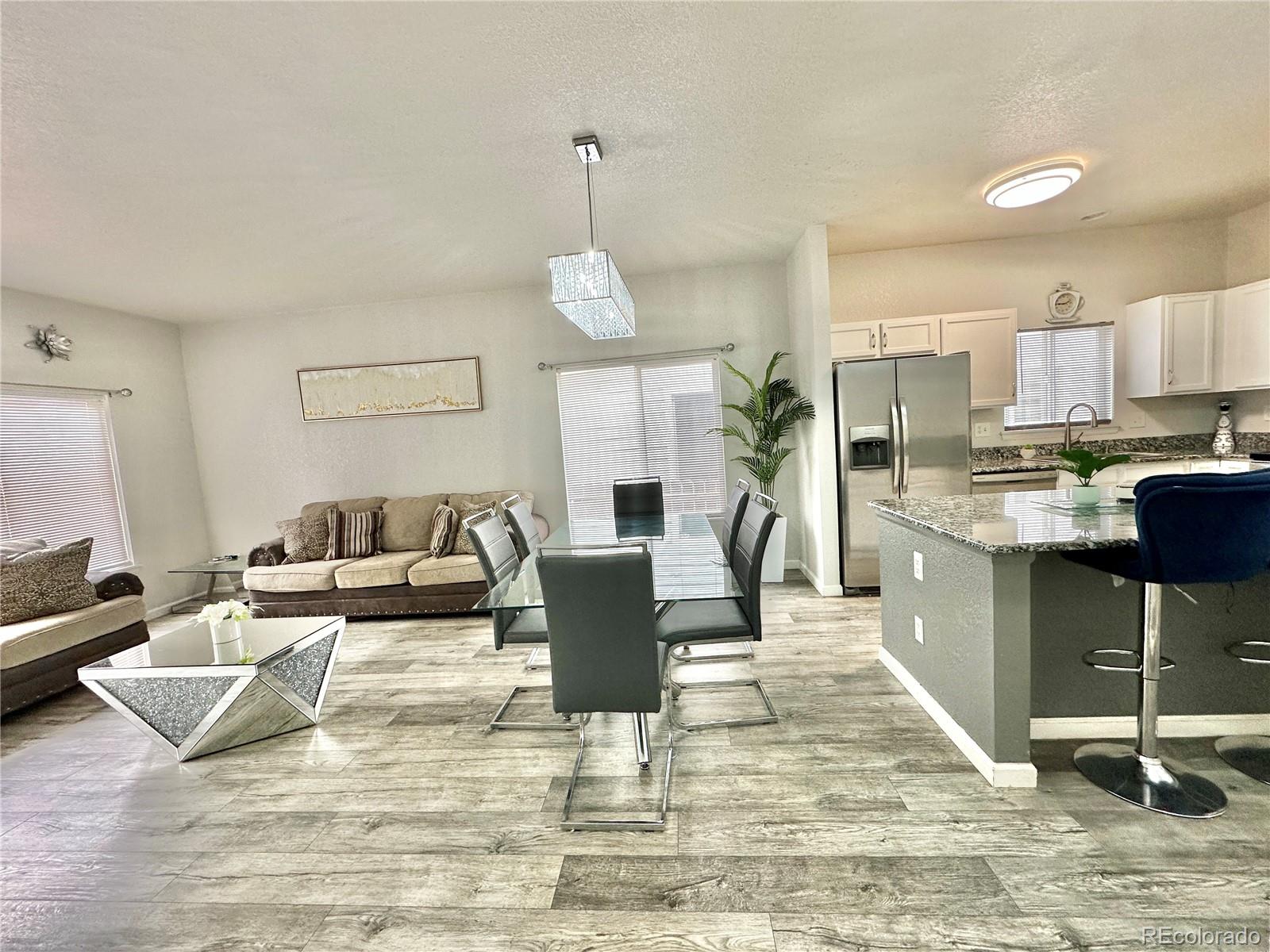 MLS Image #8 for 20962 e 40th place,denver, Colorado