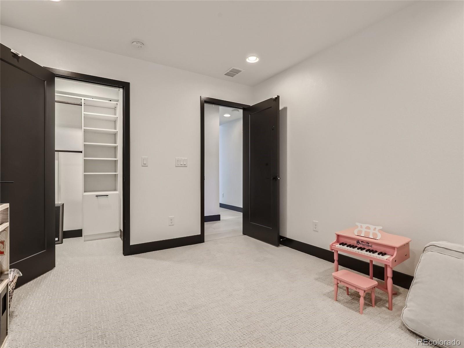 MLS Image #22 for 21418 e 61st drive,aurora, Colorado