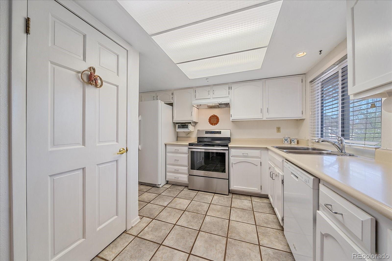 MLS Image #7 for 3822 s idalia street,aurora, Colorado