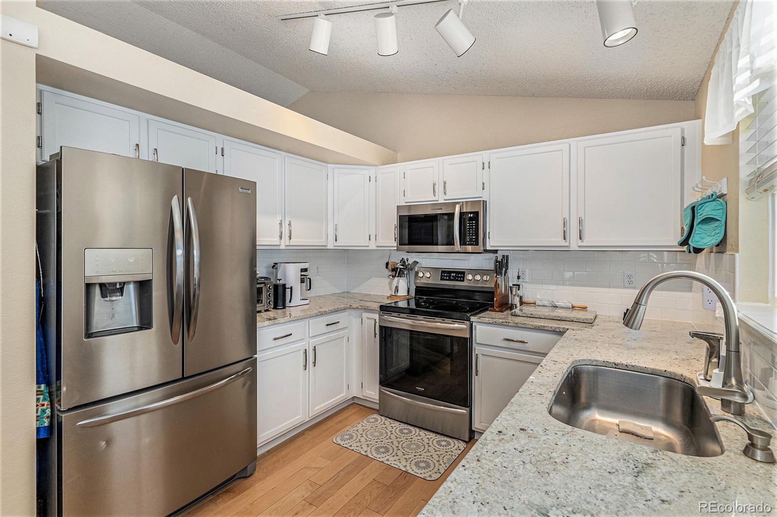 MLS Image #10 for 5015 s dunkirk way,centennial, Colorado