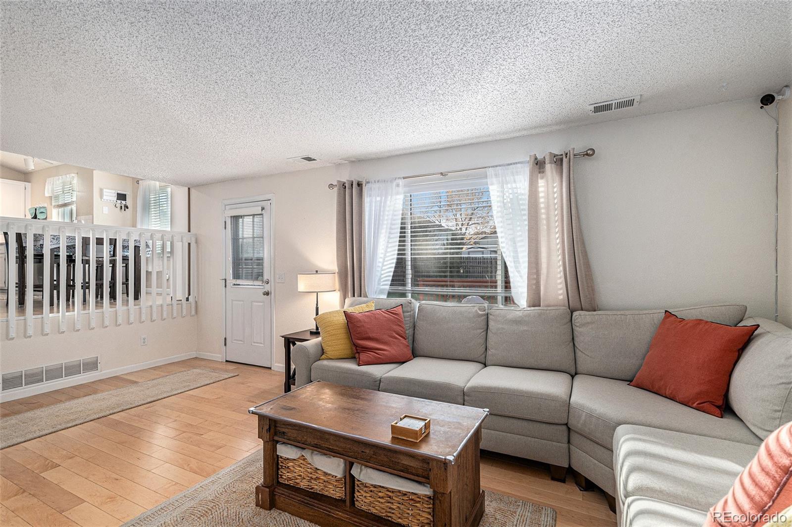 MLS Image #4 for 5015 s dunkirk way,centennial, Colorado