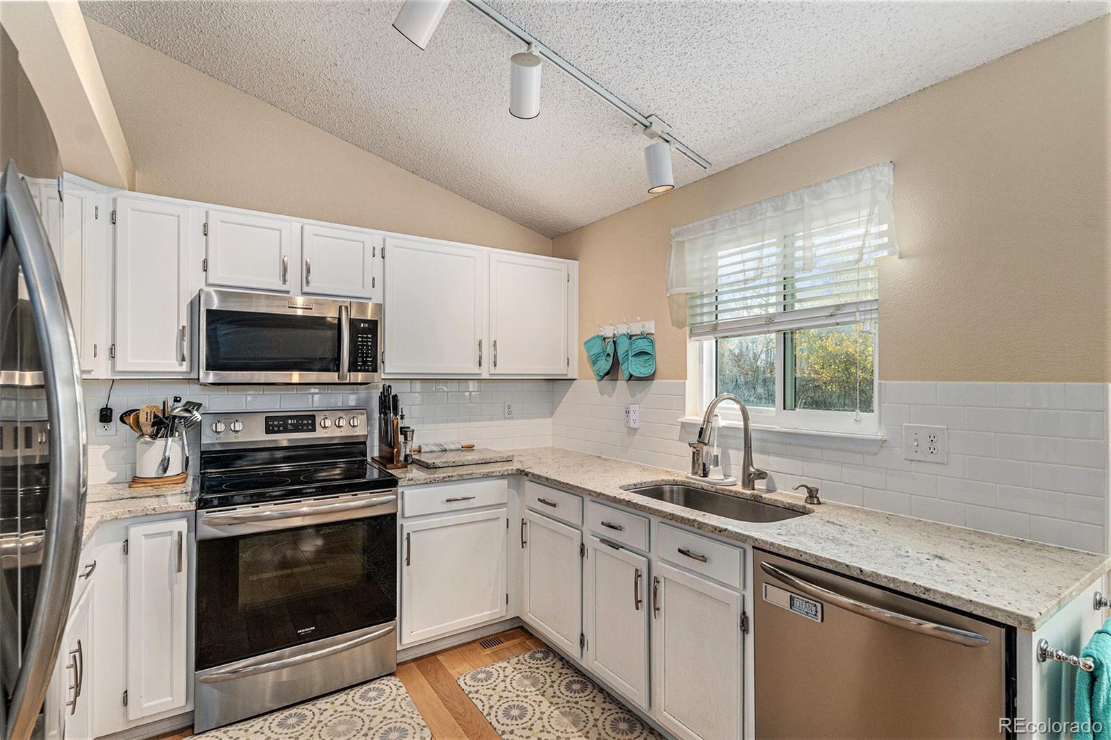 MLS Image #8 for 5015 s dunkirk way,centennial, Colorado