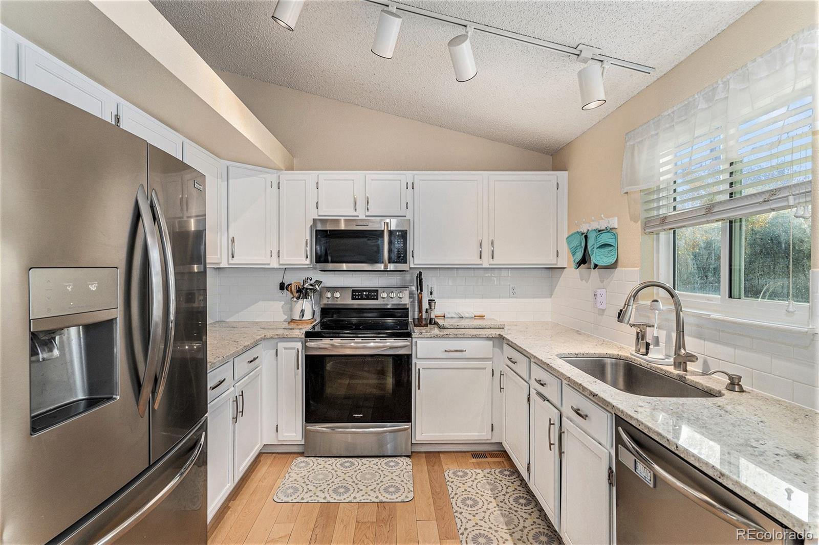 MLS Image #9 for 5015 s dunkirk way,centennial, Colorado