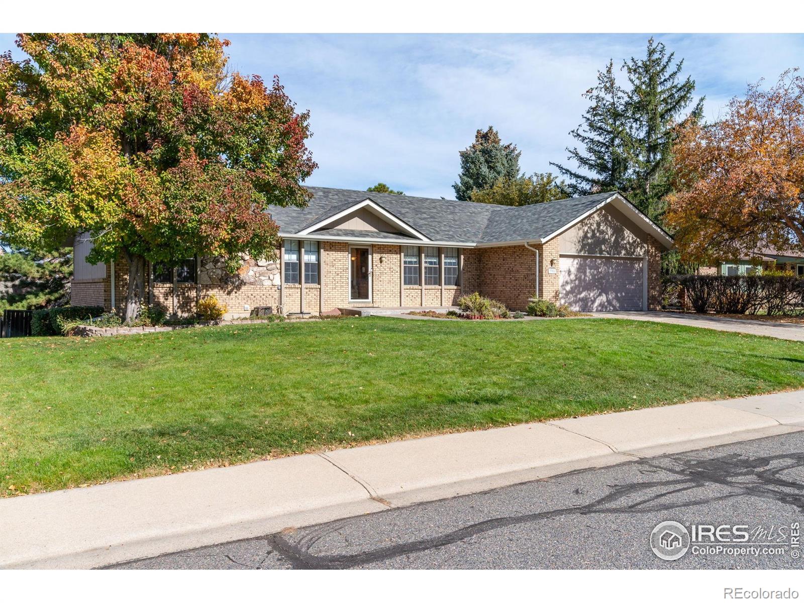 MLS Image #1 for 3308  lakeview circle,longmont, Colorado