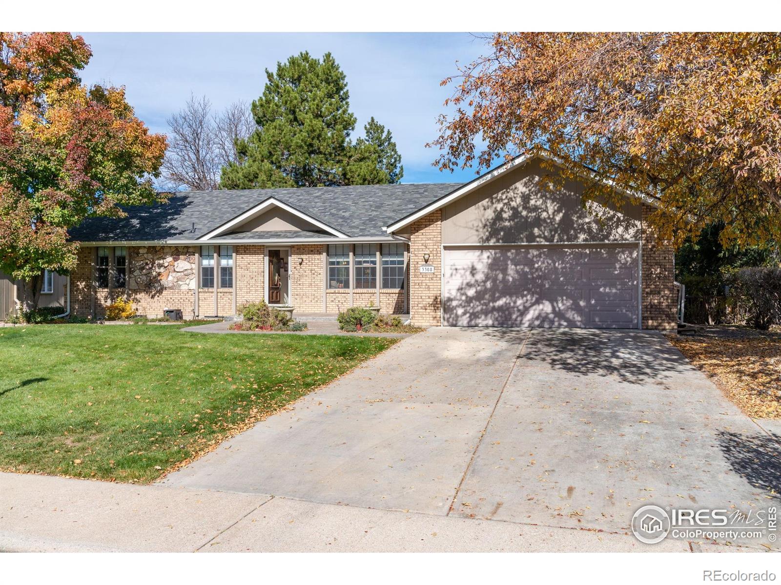 MLS Image #2 for 3308  lakeview circle,longmont, Colorado