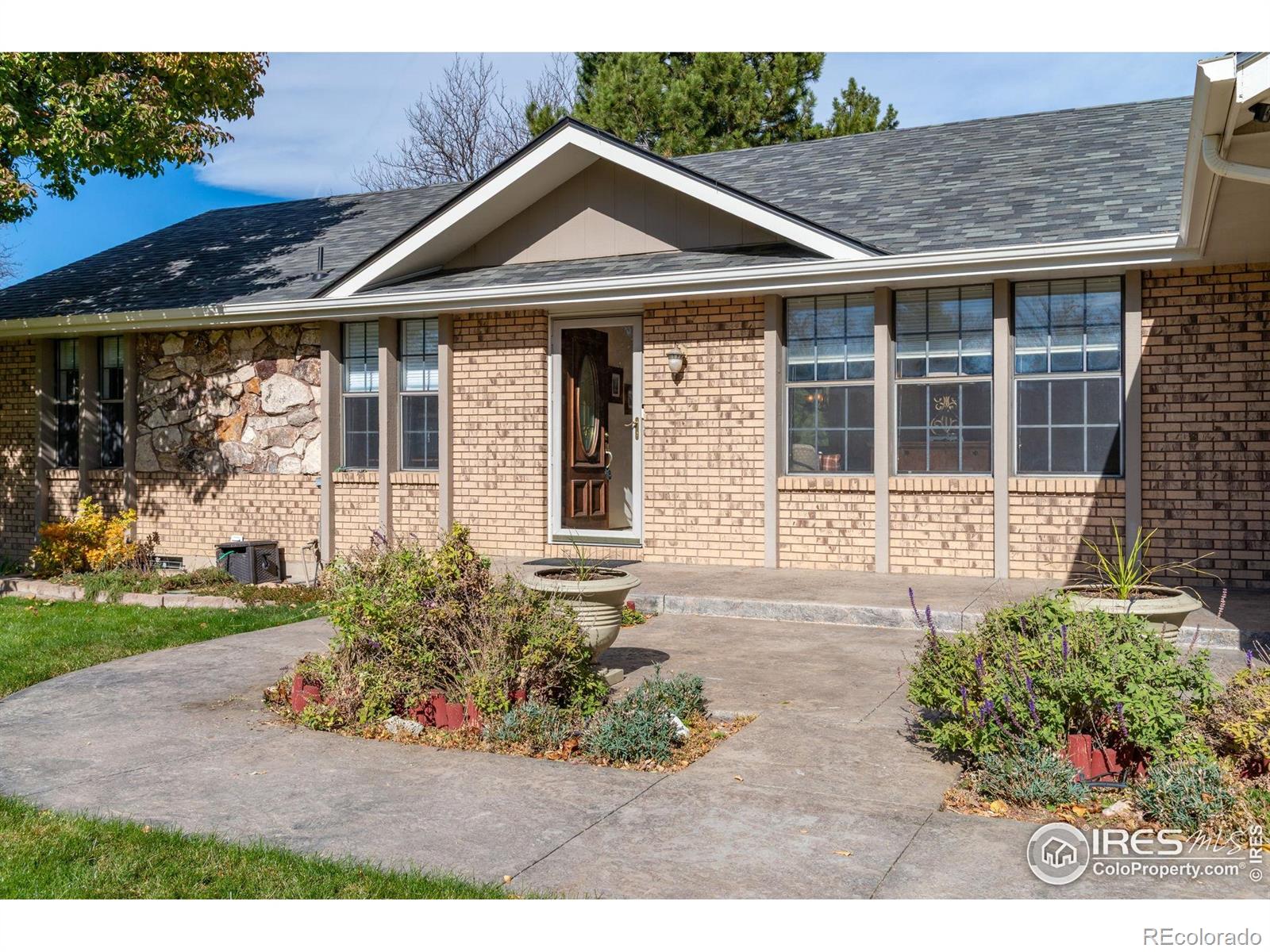 MLS Image #3 for 3308  lakeview circle,longmont, Colorado