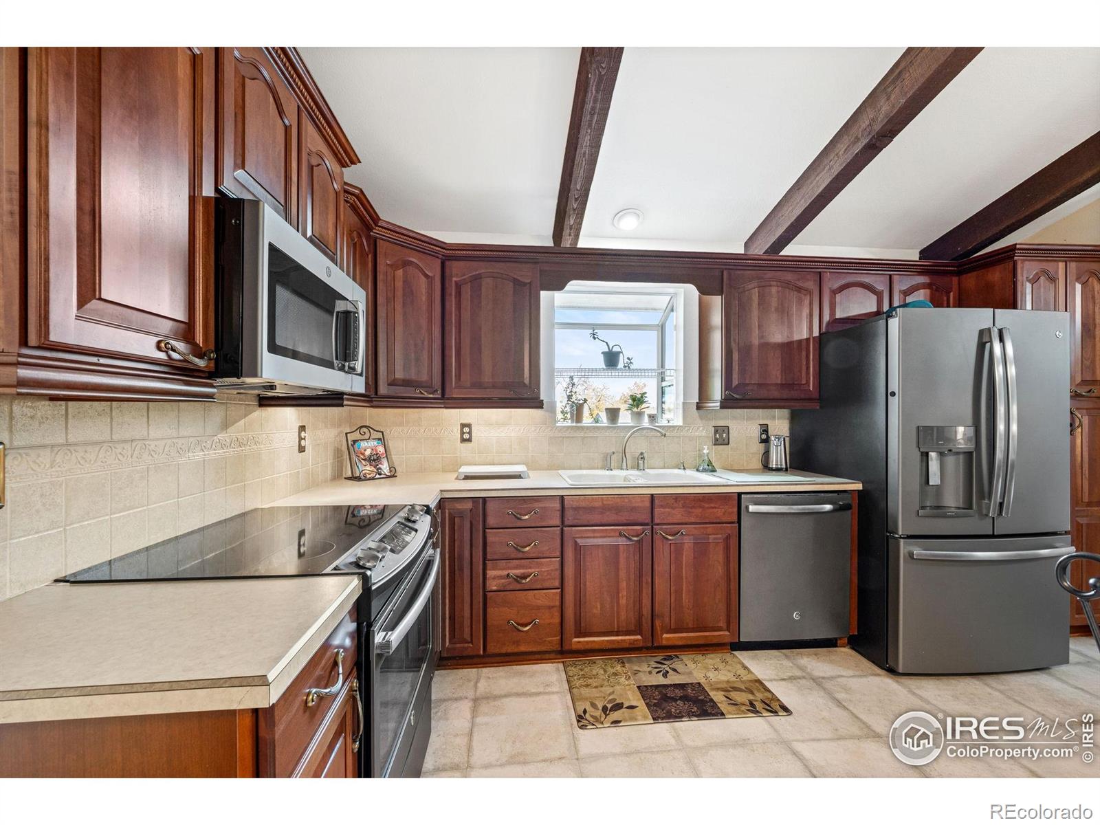 MLS Image #9 for 3308  lakeview circle,longmont, Colorado