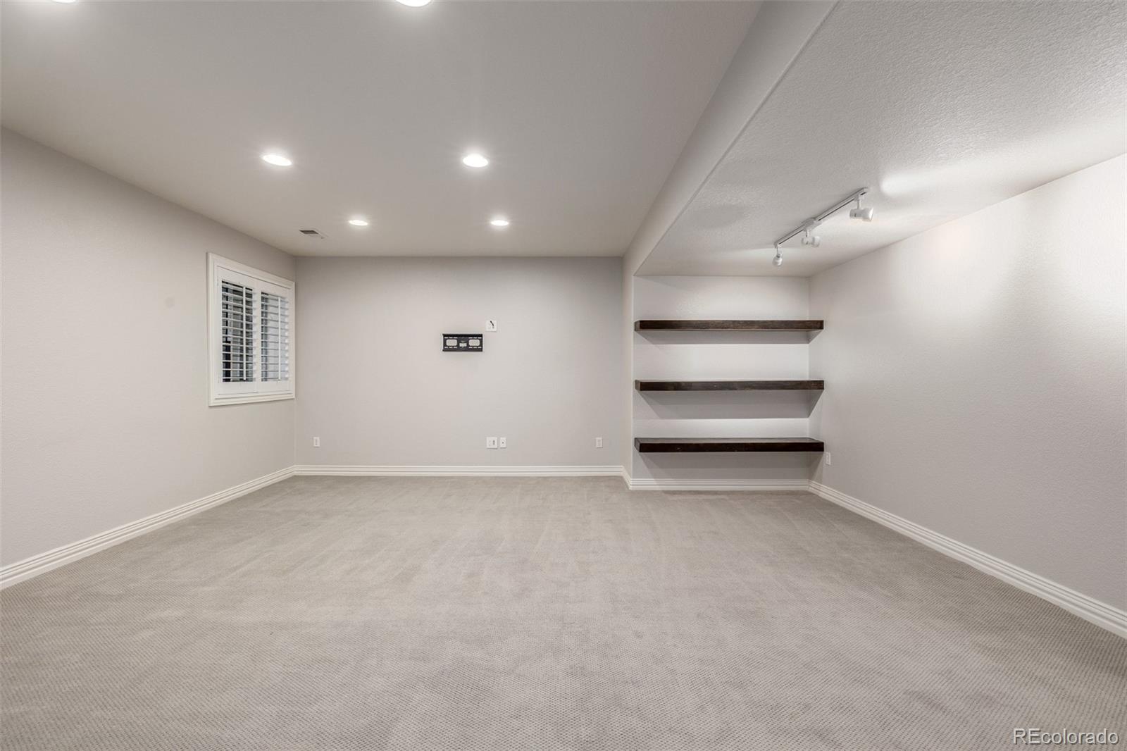 MLS Image #27 for 1011 s valentia street,denver, Colorado