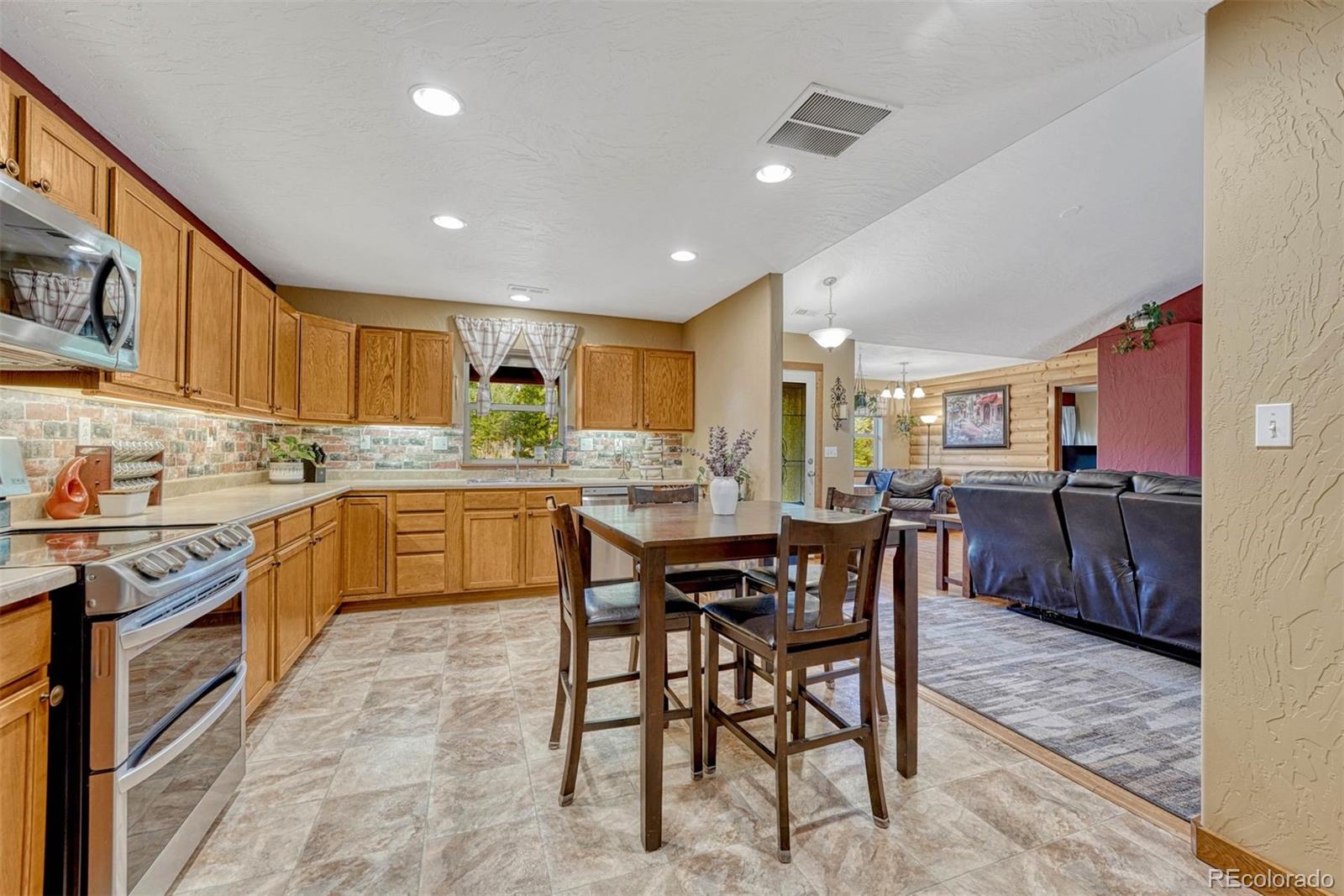 MLS Image #13 for 1131  pikes peak drive,divide, Colorado