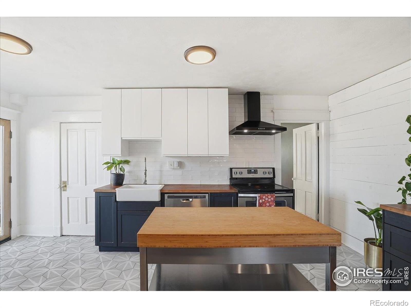 MLS Image #15 for 500  stover street,fort collins, Colorado