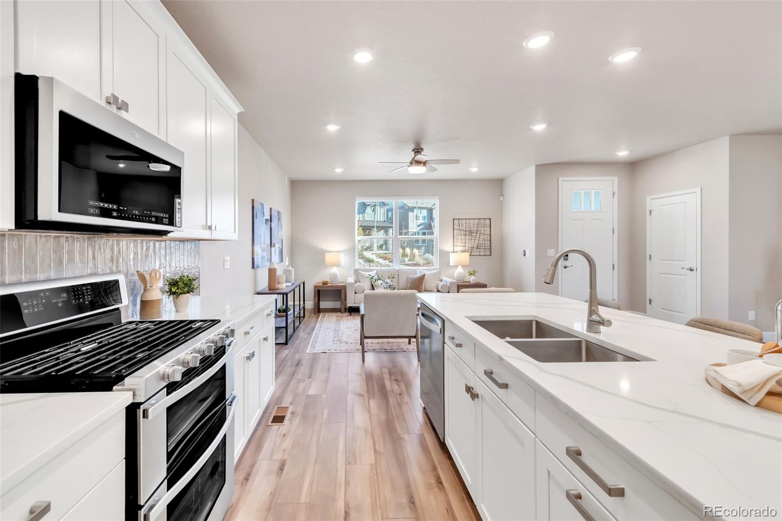MLS Image #8 for 8275  hunts peak street,littleton, Colorado