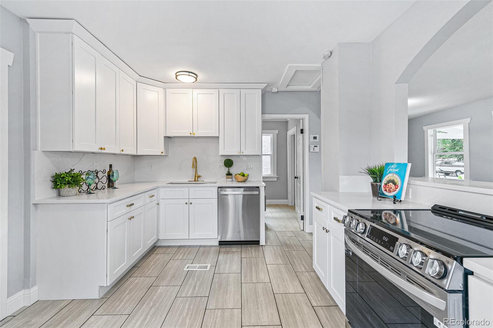 MLS Image #12 for 4424  decatur street,denver, Colorado