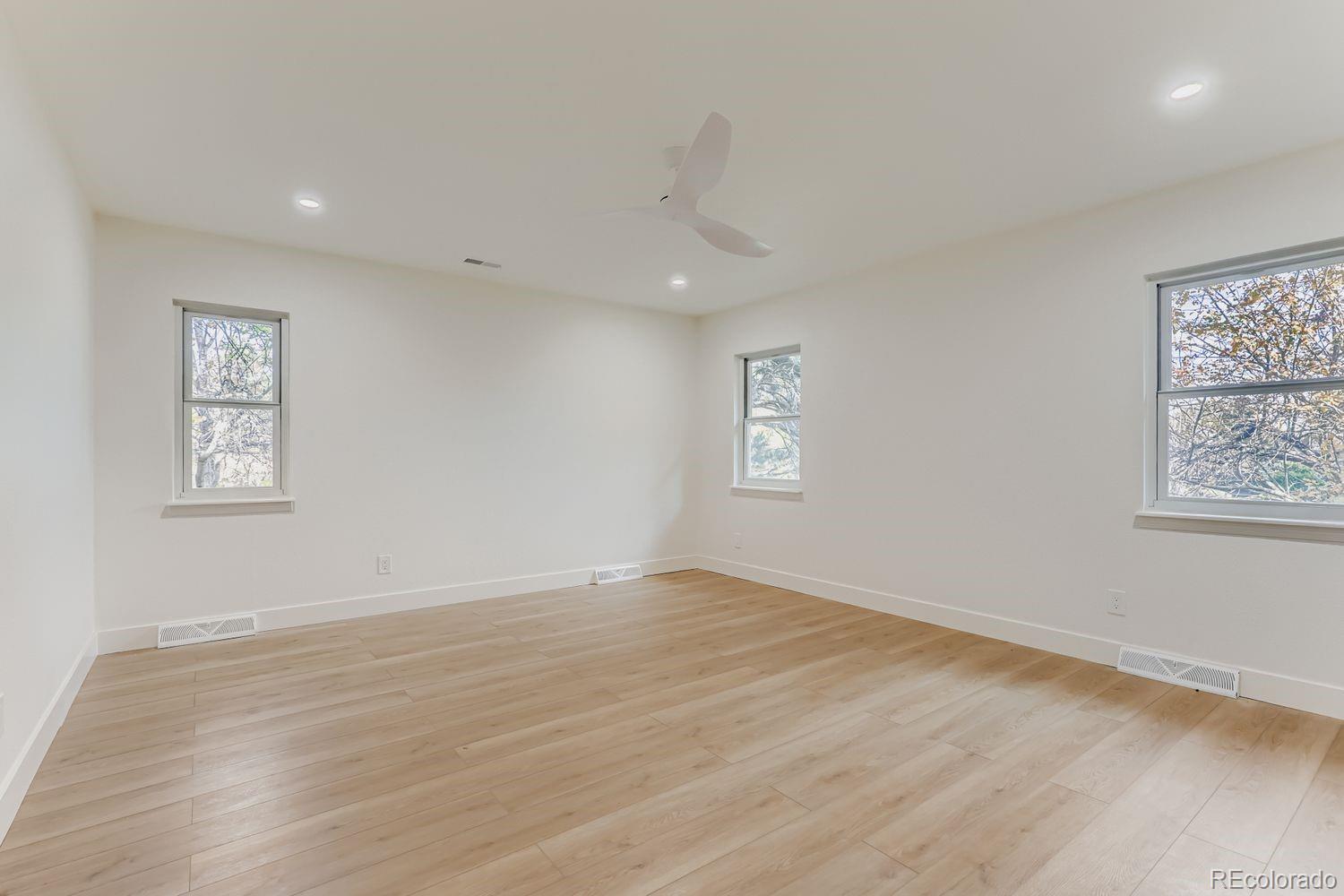 MLS Image #14 for 8672  iris street,arvada, Colorado