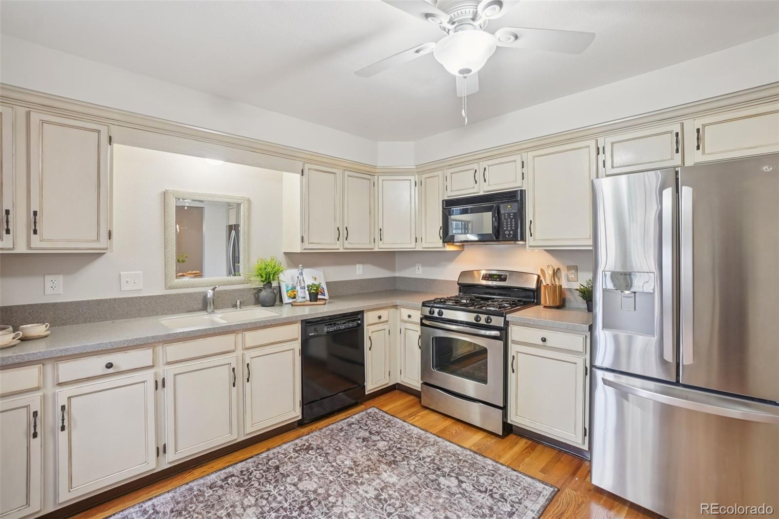 MLS Image #11 for 2995 w long court,littleton, Colorado