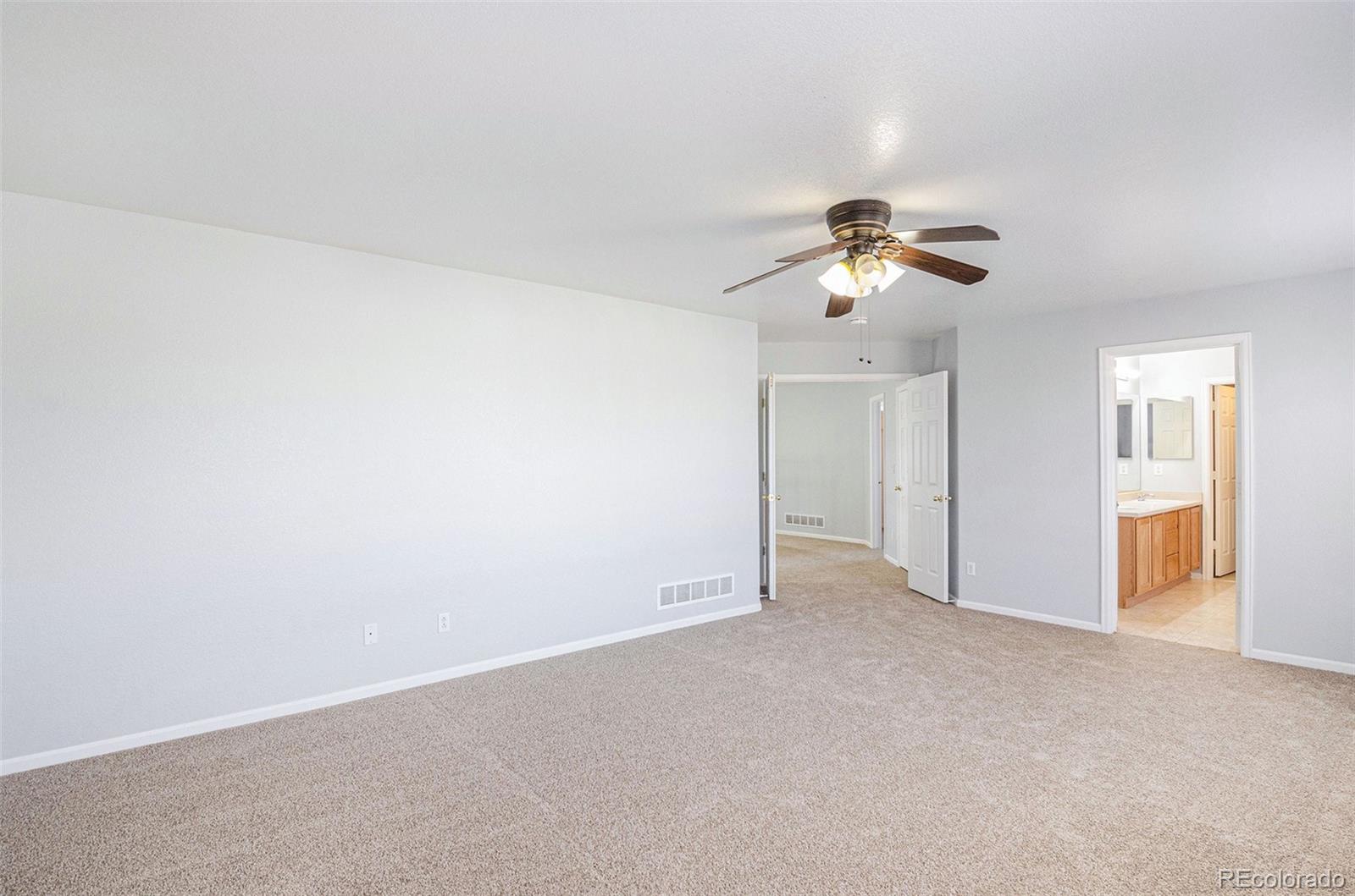 MLS Image #12 for 20715 e 39th avenue,denver, Colorado