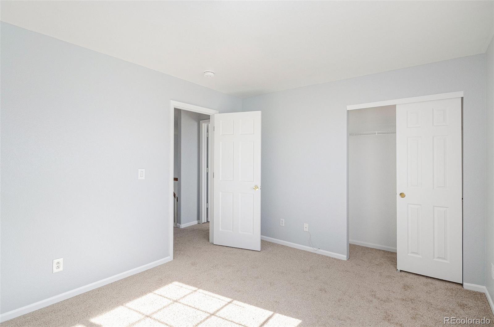 MLS Image #16 for 20715 e 39th avenue,denver, Colorado
