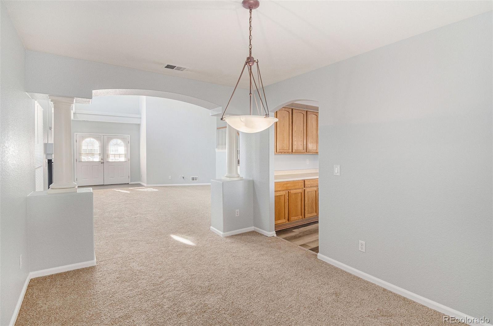 MLS Image #7 for 20715 e 39th avenue,denver, Colorado