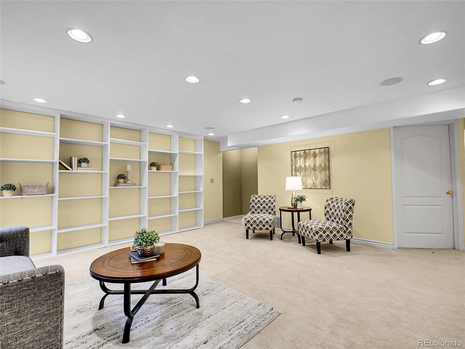 MLS Image #23 for 2970 s yampa way ,aurora, Colorado