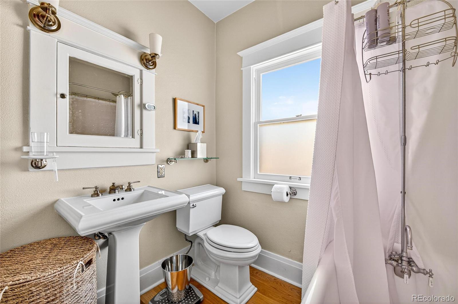 MLS Image #10 for 607  madison street,denver, Colorado