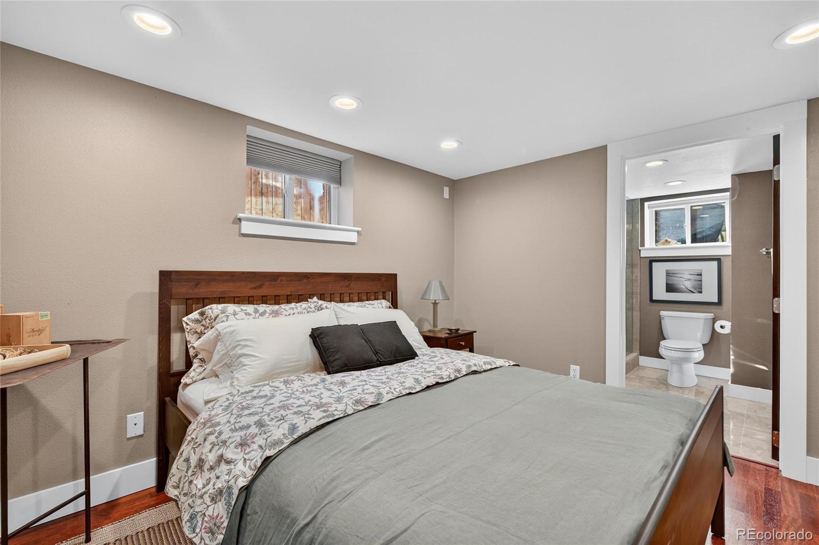 MLS Image #27 for 607  madison street,denver, Colorado