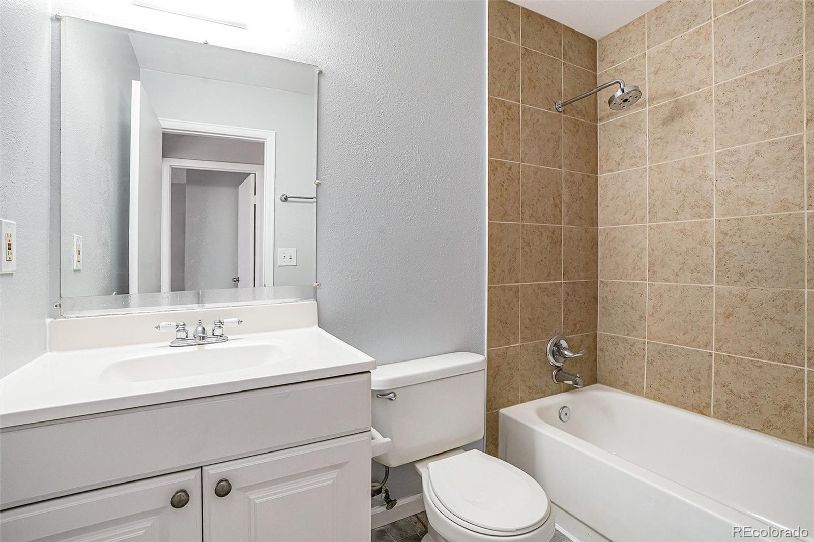 MLS Image #9 for 4130 s laredo way,aurora, Colorado