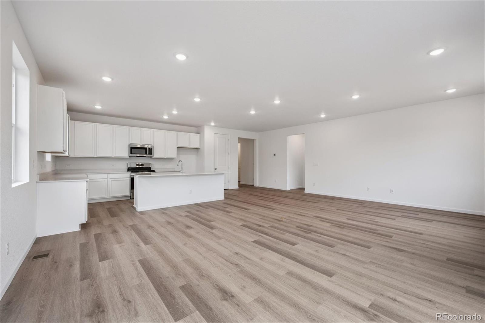 MLS Image #14 for 221  sage grouse way,bennett, Colorado
