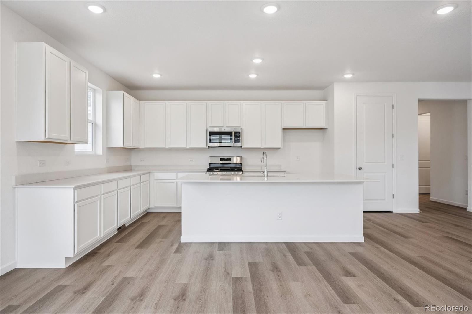 MLS Image #15 for 221  sage grouse way,bennett, Colorado