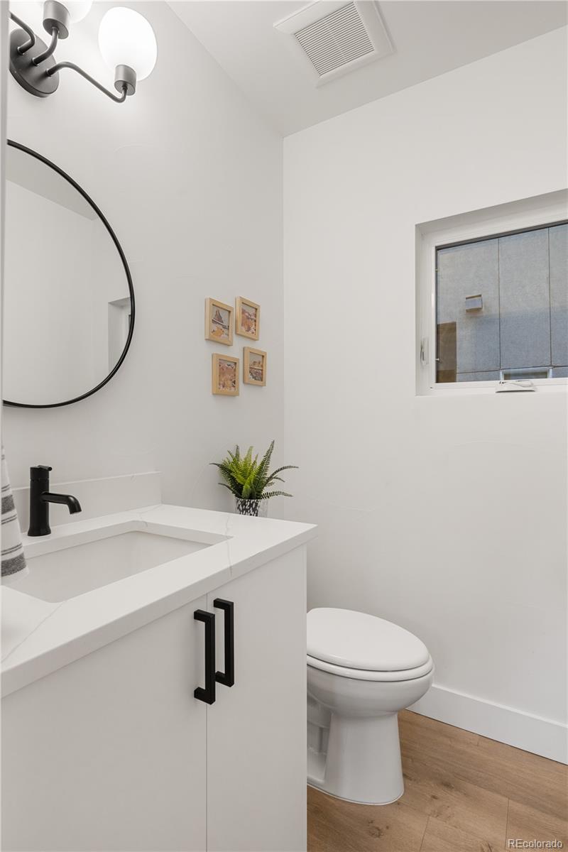 MLS Image #14 for 1346 n knox court ,denver, Colorado