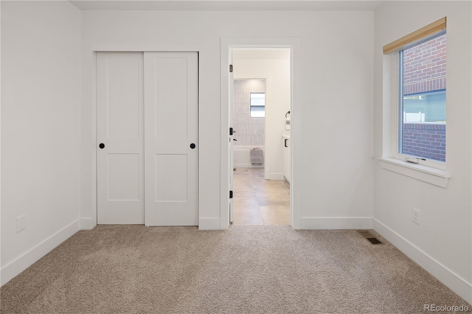 MLS Image #21 for 1346 n knox court ,denver, Colorado