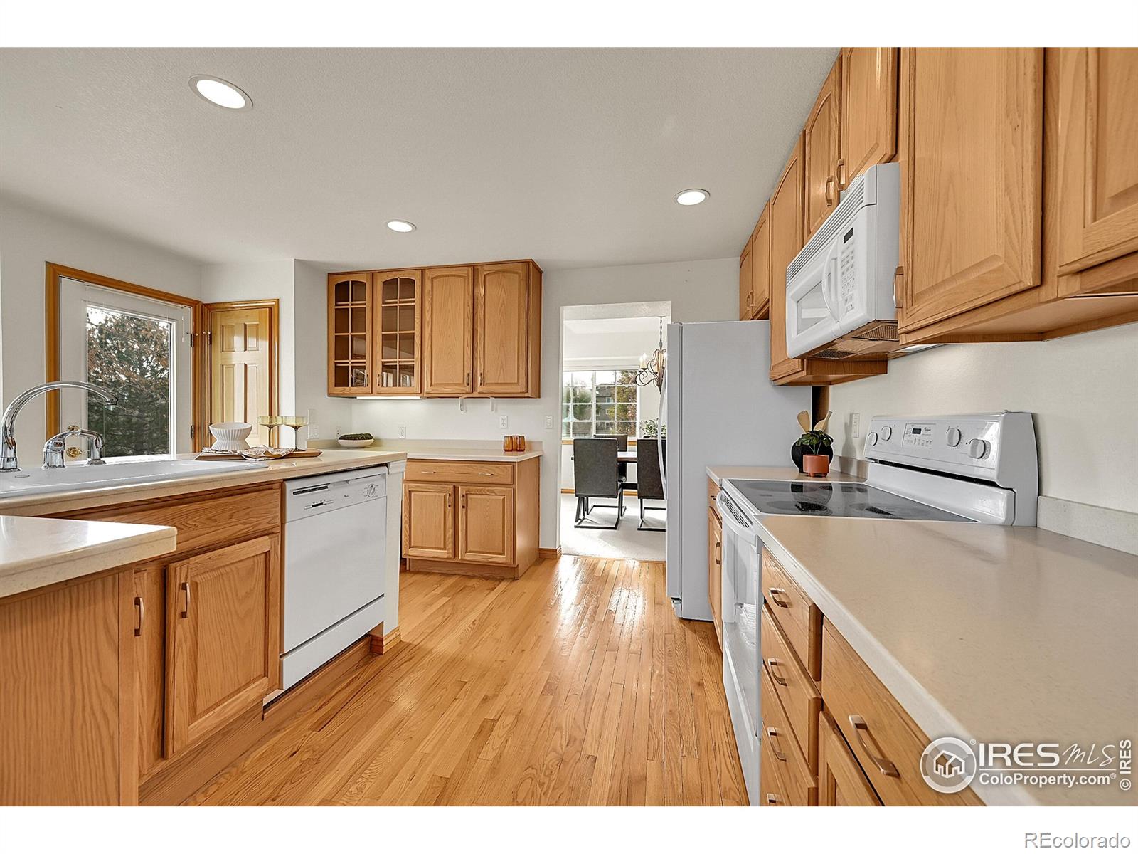 MLS Image #5 for 906  cranberry court,longmont, Colorado