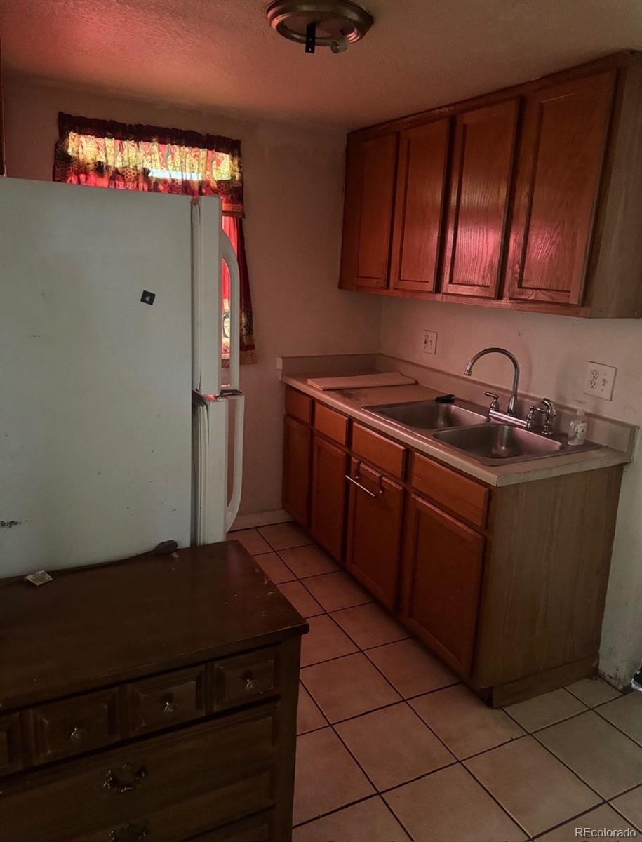 MLS Image #2 for 1251 s perry street,denver, Colorado